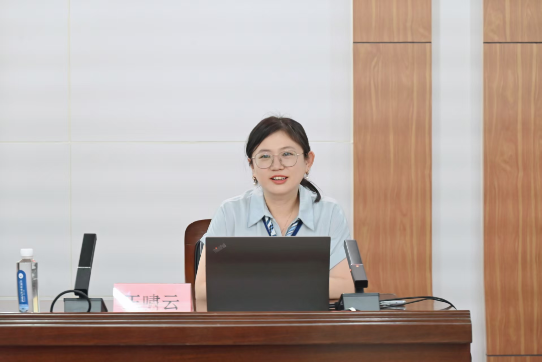 《法治校园，你我同行》法律培训：为校园法治建设注入新动力(图2)